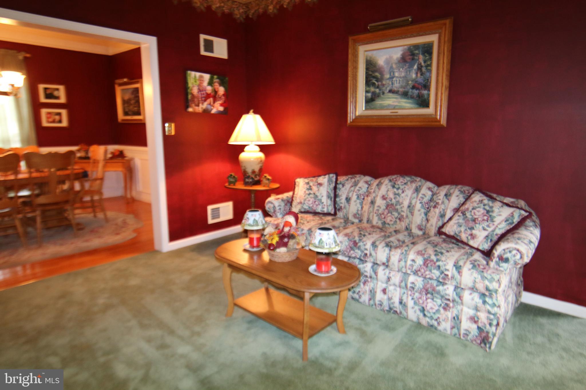 527 Royal Road Palmyra, PA 17078 - Photo 8 of 40 Gallery Image 8