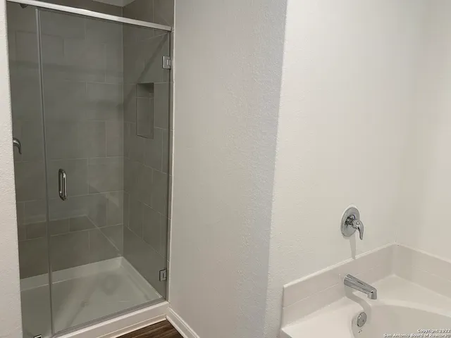 $1,750 | 3955 Trail De Paris, New Braunfels, TX 78132