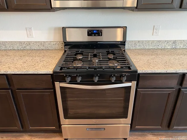 $1,750 | 3955 Trail De Paris, New Braunfels, TX 78132