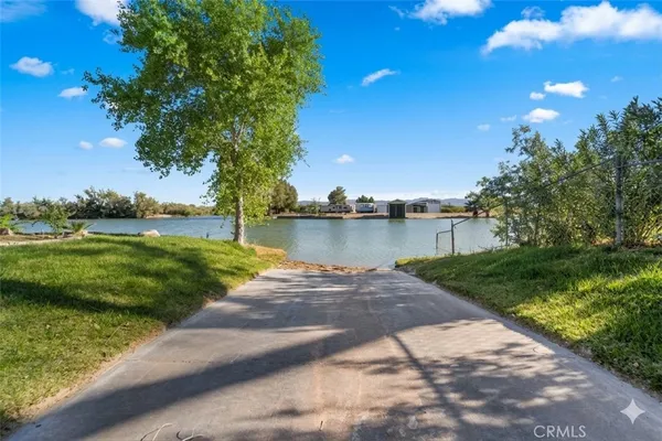 $390,000 | 48197 Valley Center Road, Newberry Springs, CA 92365