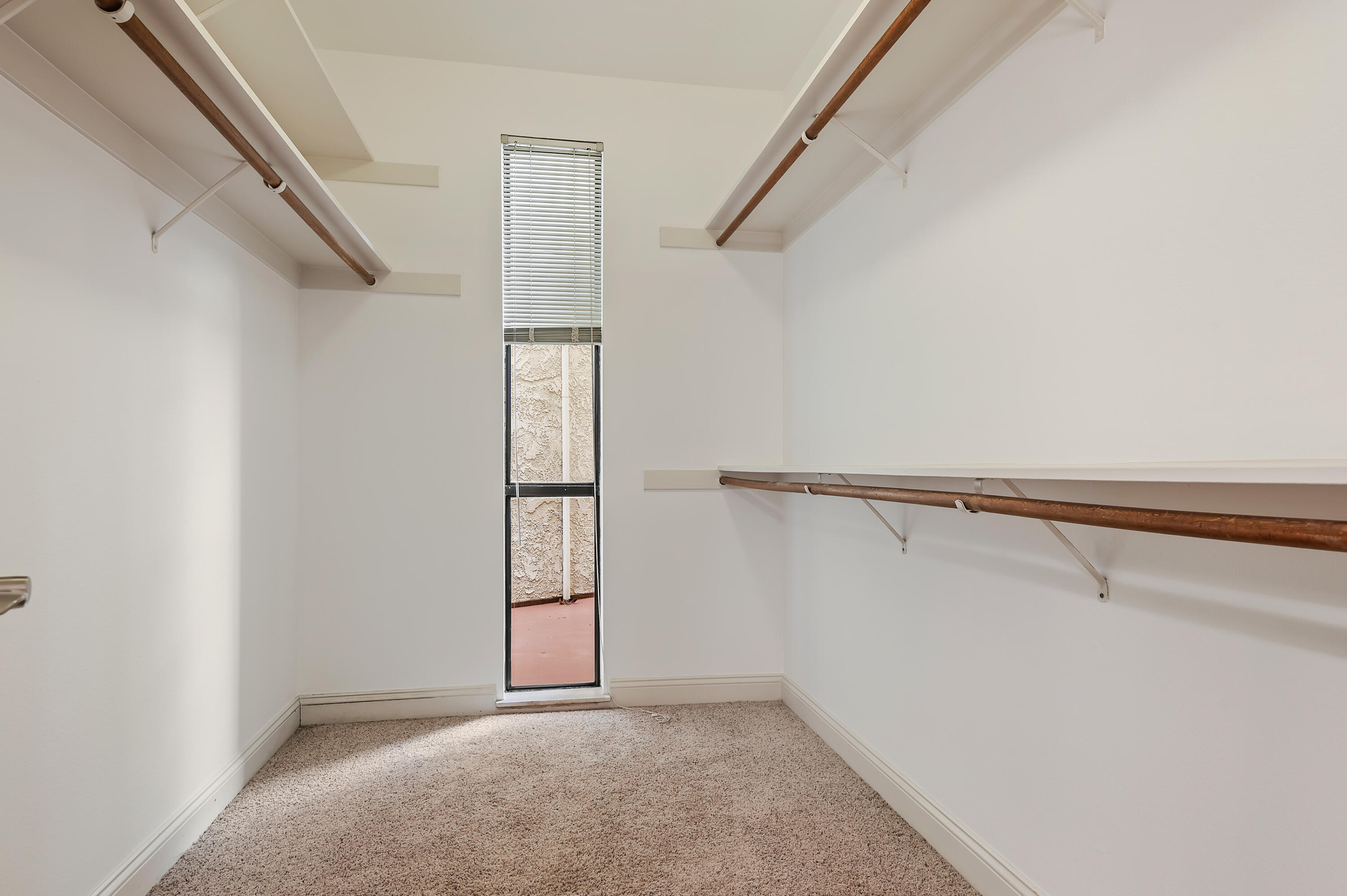 21 Seaview Drive Santa Barbara, CA 93108 - Photo 11 of 20 18 - Primary Closet