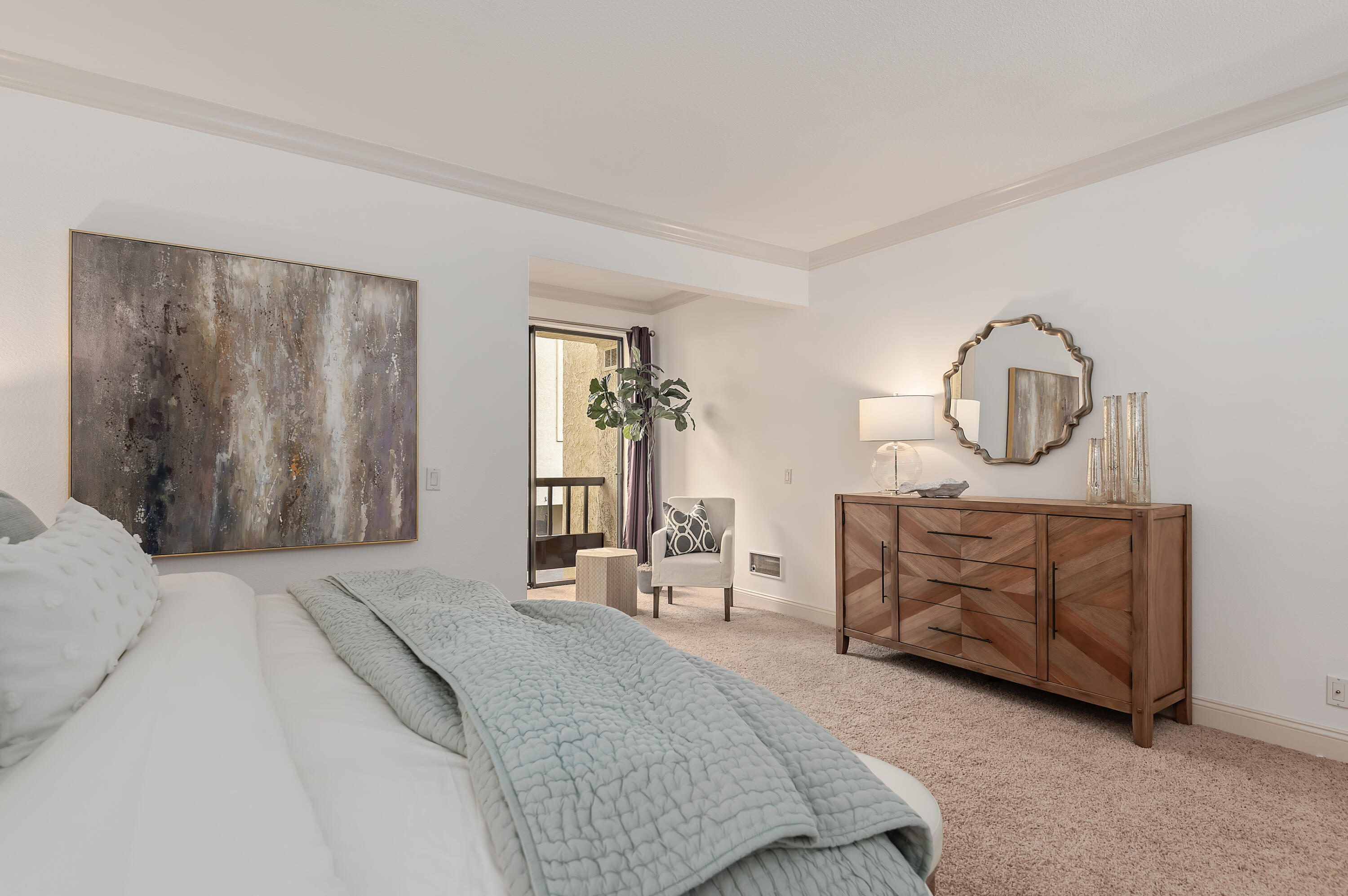 21 Seaview Drive Santa Barbara, CA 93108 - Photo 9 of 20 14 - Primary Bedroom