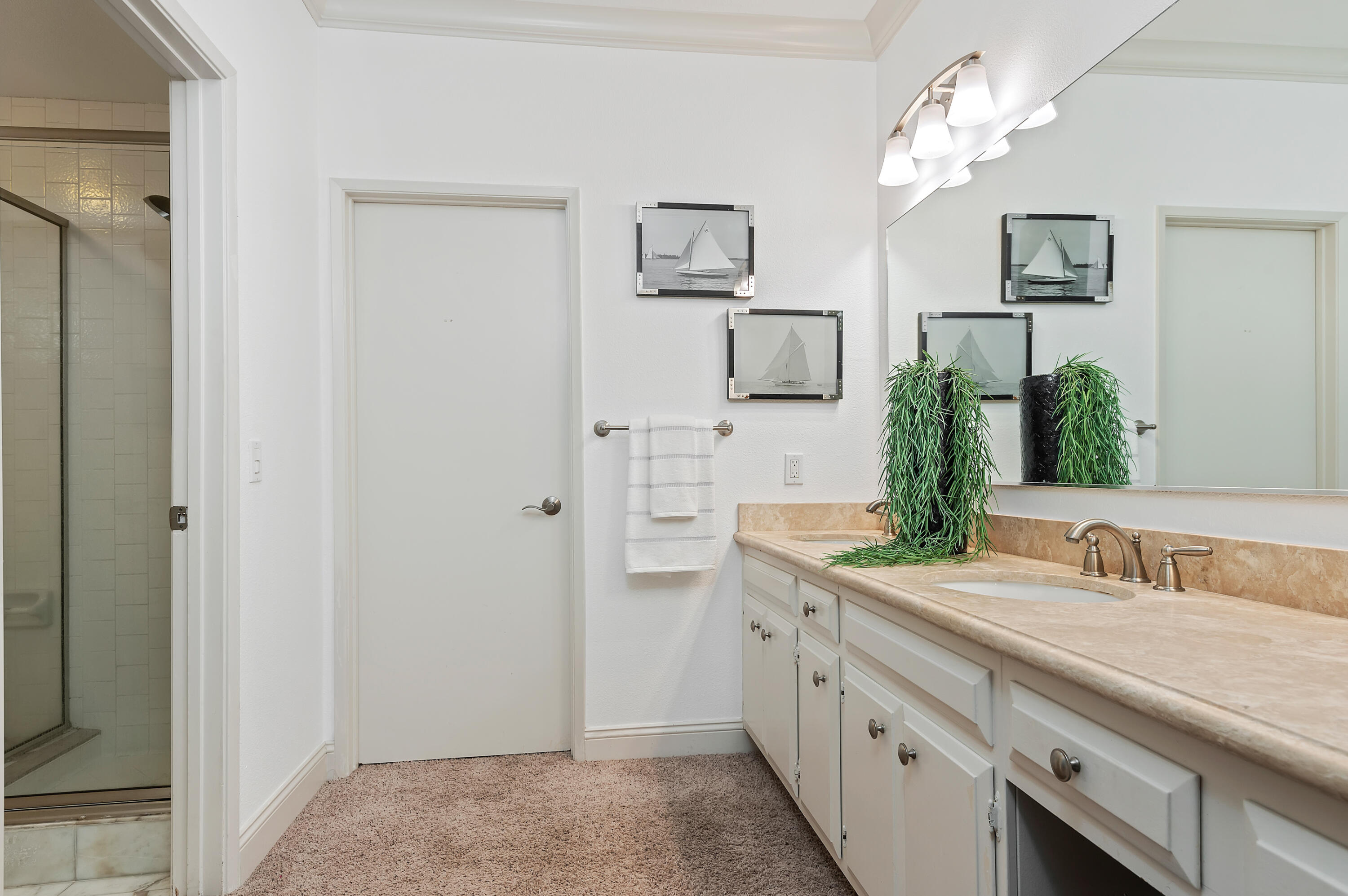 21 Seaview Drive Santa Barbara, CA 93108 - Photo 10 of 20 16 - Primary Bathroom