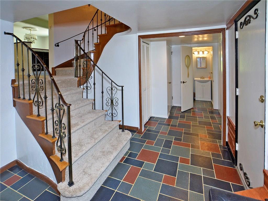 1445 Beulah Road Pittsburgh, PA 15235 - Photo 9 of 25 Gallery Image 9