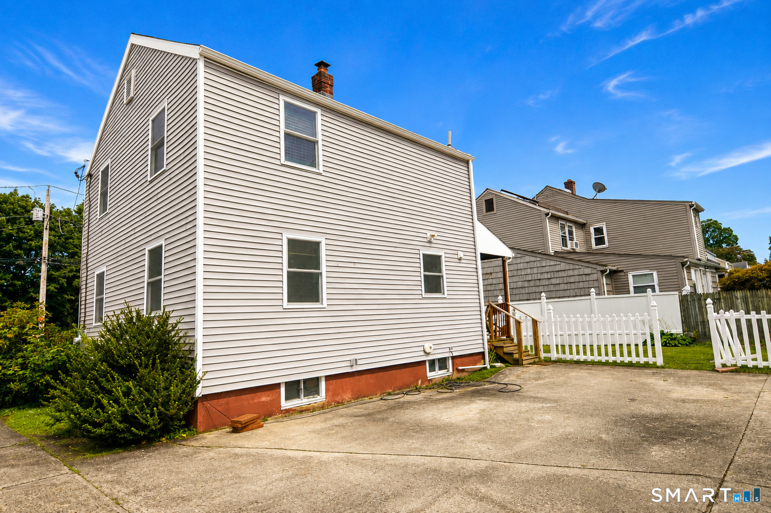 144 Ridge Road Stratford, CT 06614 - Photo 17 of 19 Gallery Image 17