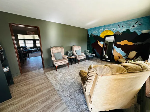 $190,000 | 916 Maxwell Avenue, Washington, IN 47501