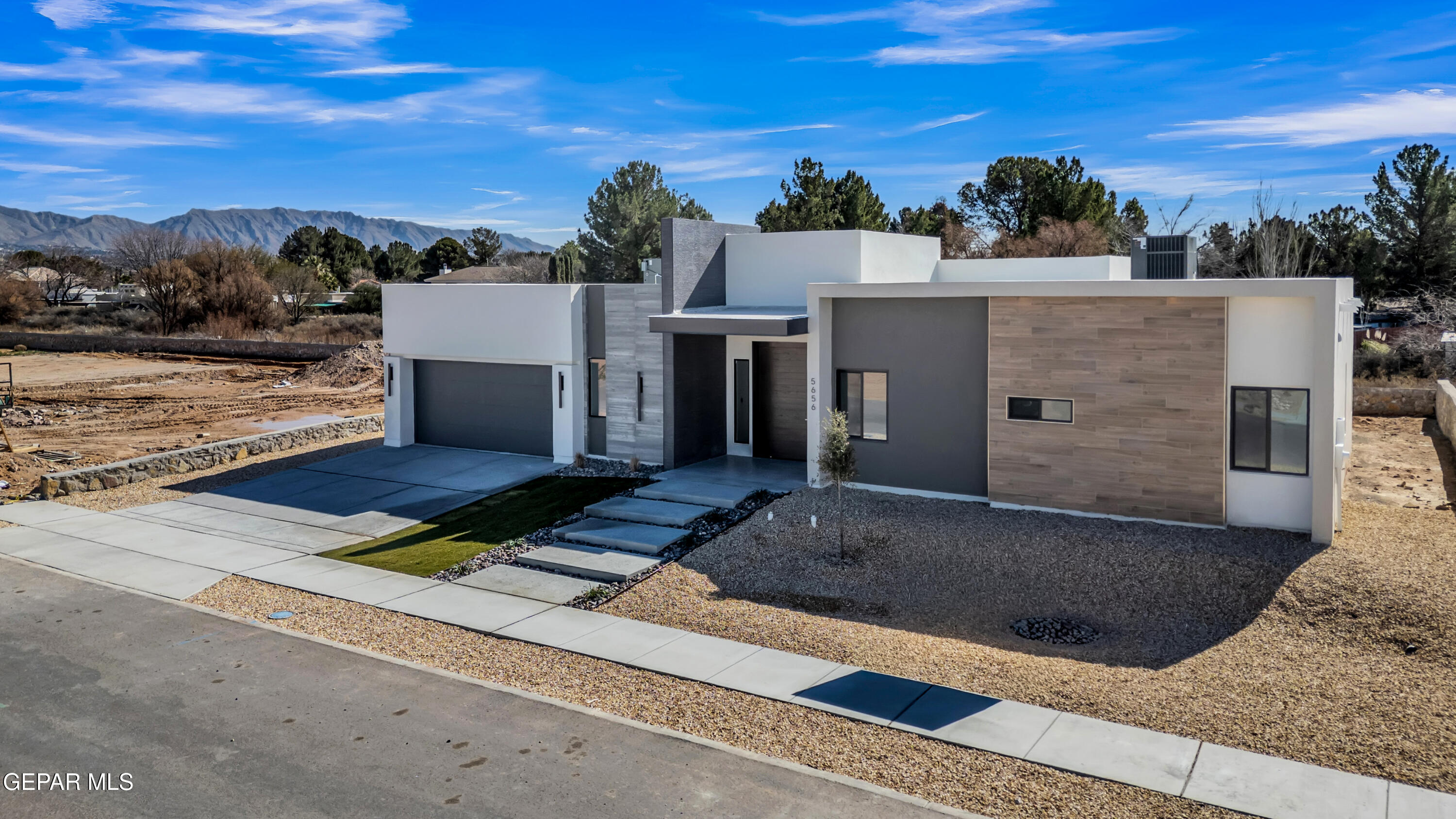 5656 Rio Bonito Circle El Paso, TX 79932 - Photo 3 of 51 4_dji_0252
