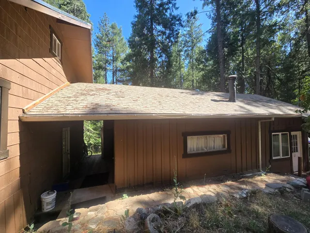 a backyard of a house