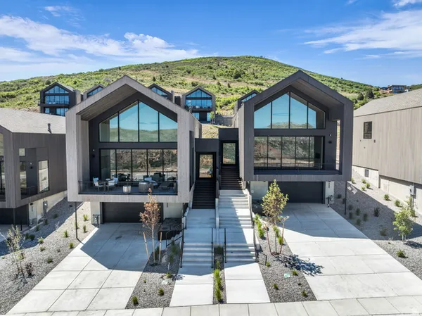 $1,595,000 | 7181 North Skyfall Drive, Unit 31, Kamas, UT 84036