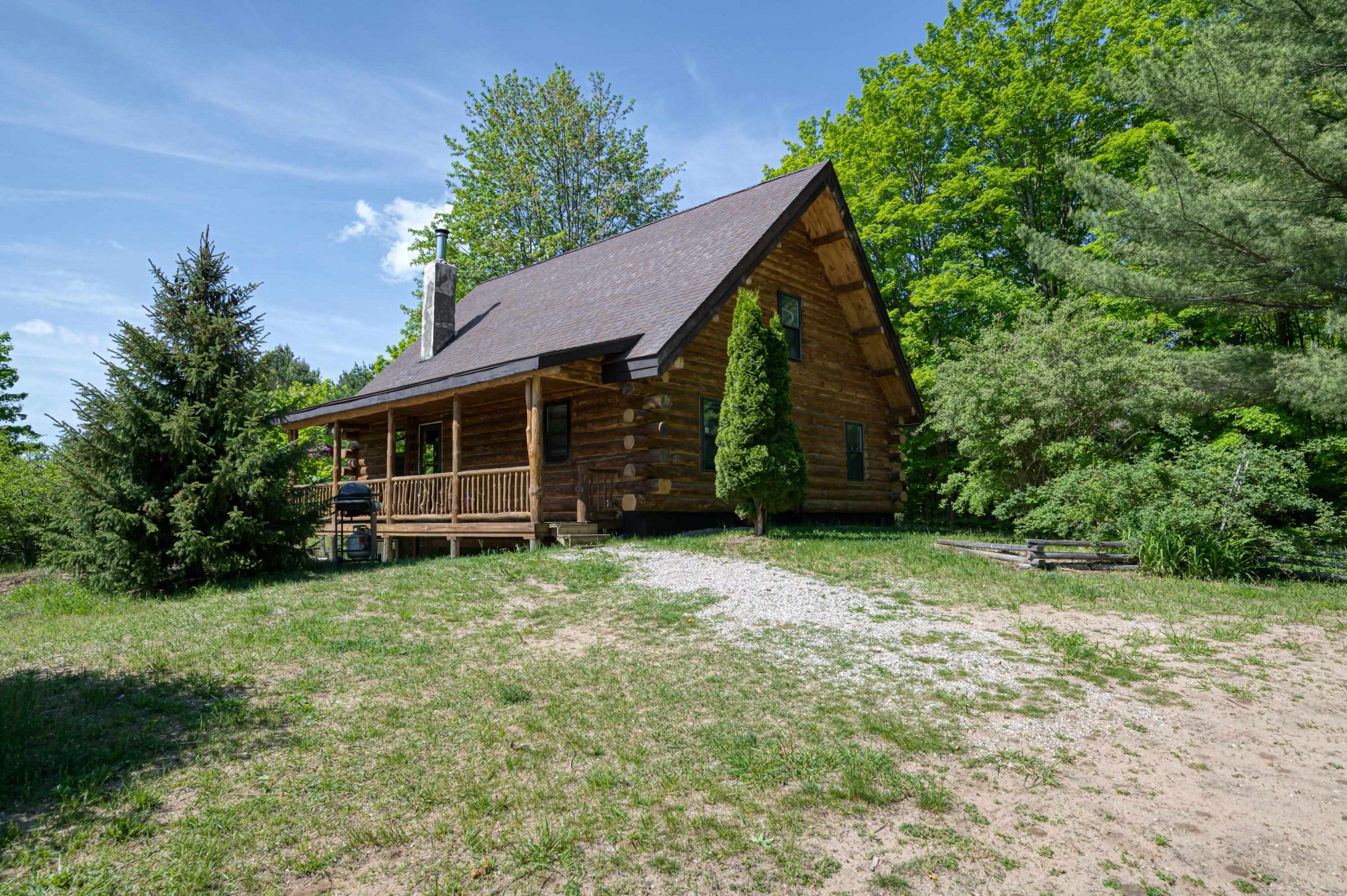 264 West Sharon Road Fife Lake, MI 49633 - Photo 8 of 66