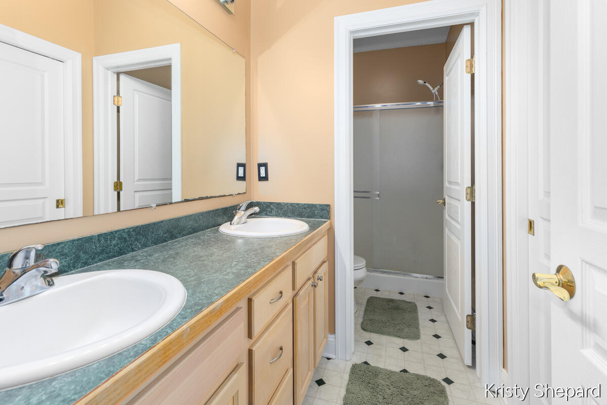 504 Rivers Edge Lane Portland, MI 48875 - Photo 18 of 35 18