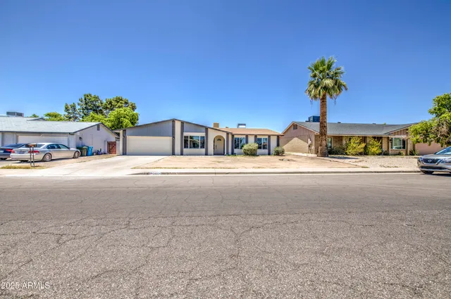 $495,000 | 14014 North 39th Avenue, Phoenix, AZ 85053