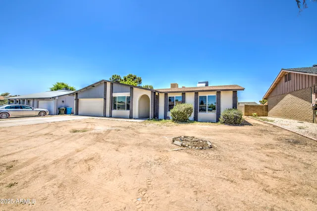 $495,000 | 14014 North 39th Avenue, Phoenix, AZ 85053