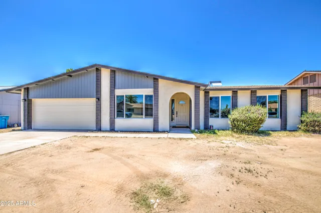 $495,000 | 14014 North 39th Avenue, Phoenix, AZ 85053