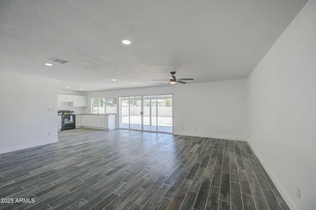 $495,000 | 14014 North 39th Avenue, Phoenix, AZ 85053