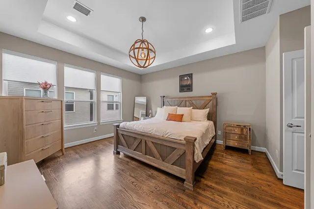 $475,000 | 959 West 17th Street, Houston, TX 77008