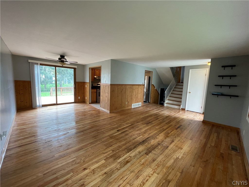 4 Gull Path Liverpool, NY 13090 - Photo 2 of 24 Gallery Image 2