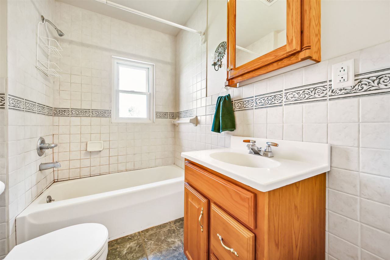 10025 Elms Road Montrose, MI 48457 - Photo 19 of 47