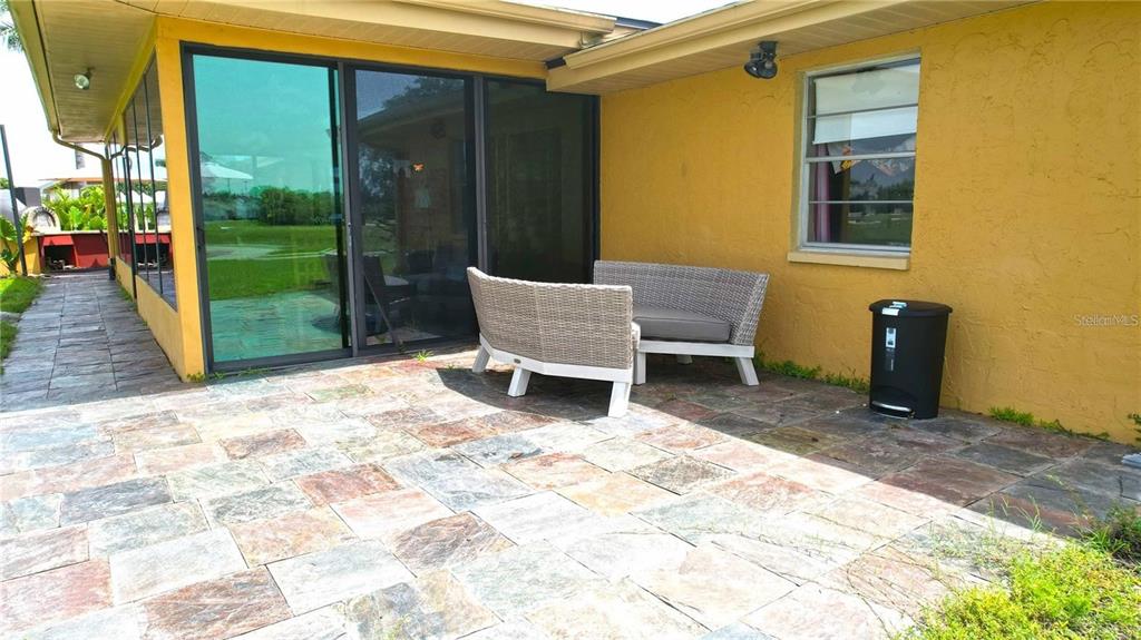 1820 El Rancho Drive Sun City Center, FL 33573 - Photo 6 of 70