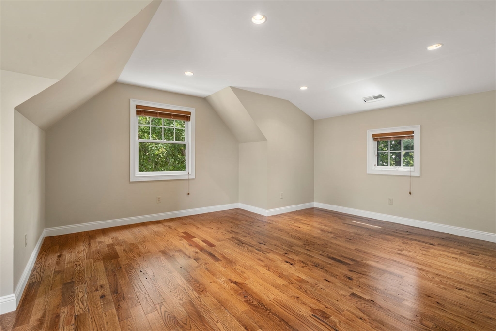 126 R Mt Pleasant Avenue Gloucester, MA 01930 - Photo 15 of 27