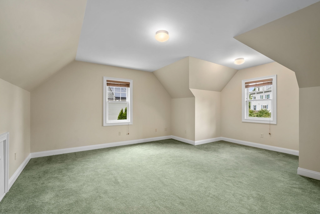 126 R Mt Pleasant Avenue Gloucester, MA 01930 - Photo 19 of 27