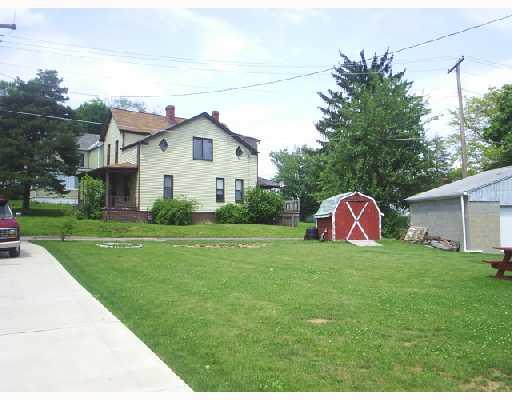 220 Oak Spring Road Canonsburg, PA 15317 - Photo 2 of 8 Other. Side View