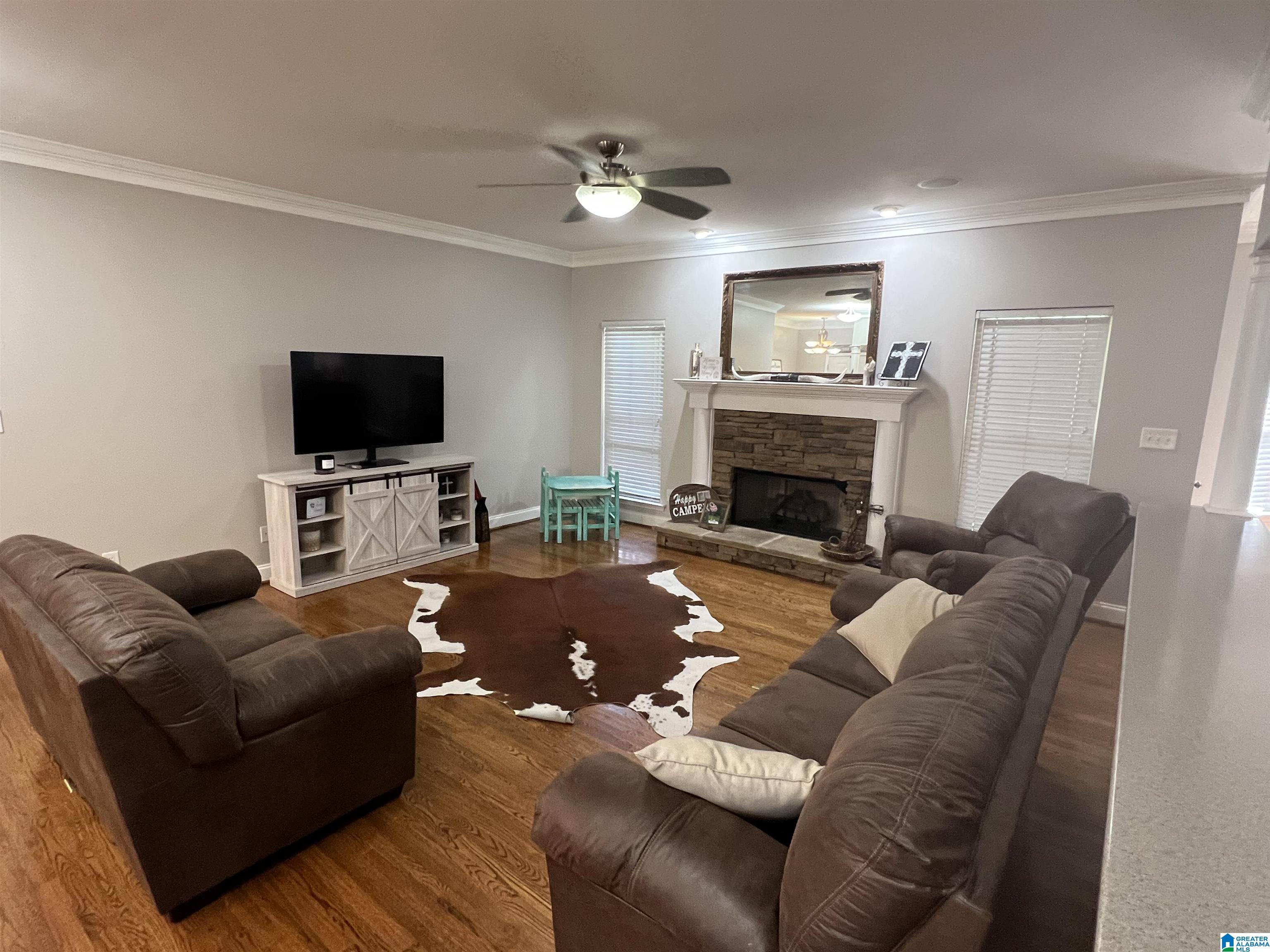 174 Grove Circle Bessemer, AL 35023 - Photo 3 of 23