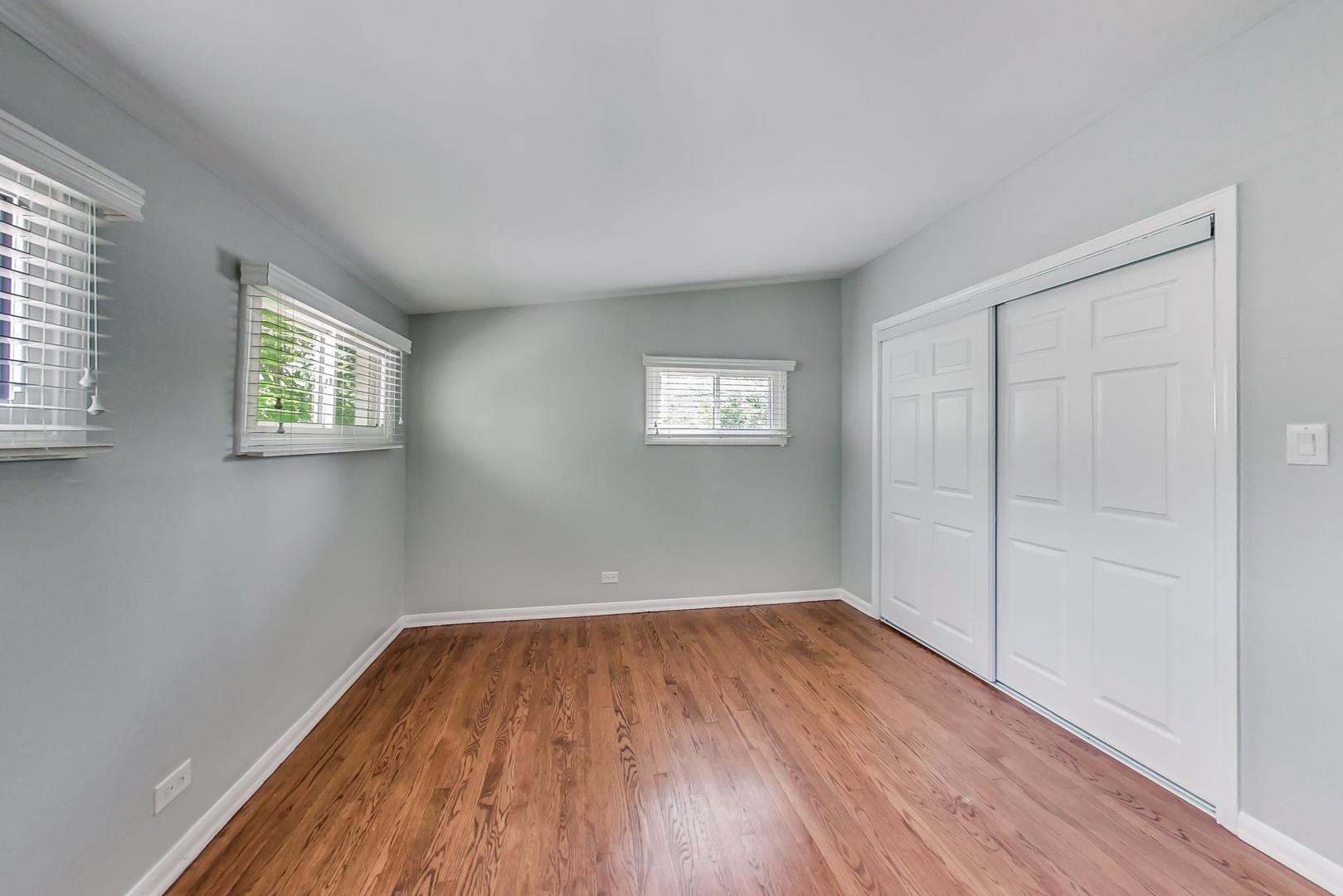 304 Voltz Road Northbrook, IL 60062 - Photo 15 of 26
