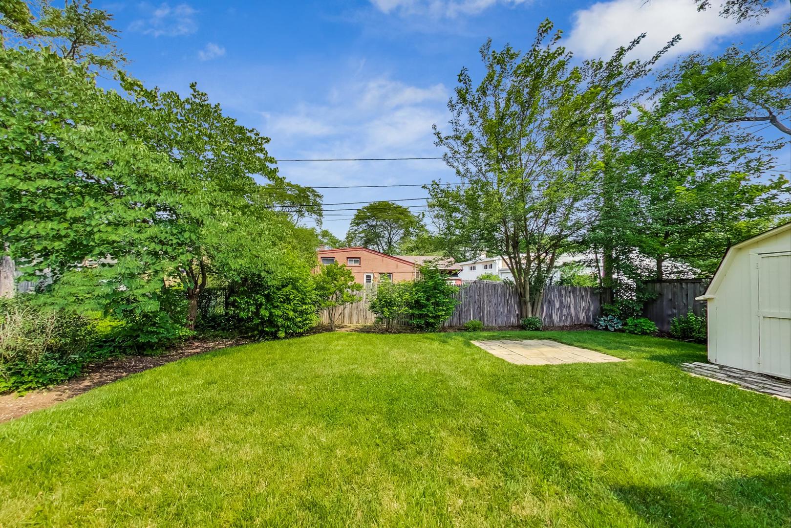 304 Voltz Road Northbrook, IL 60062 - Photo 22 of 26