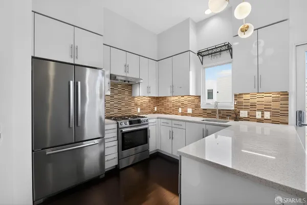 $5,300 | 100 Coleman Street, San Francisco, CA 94124