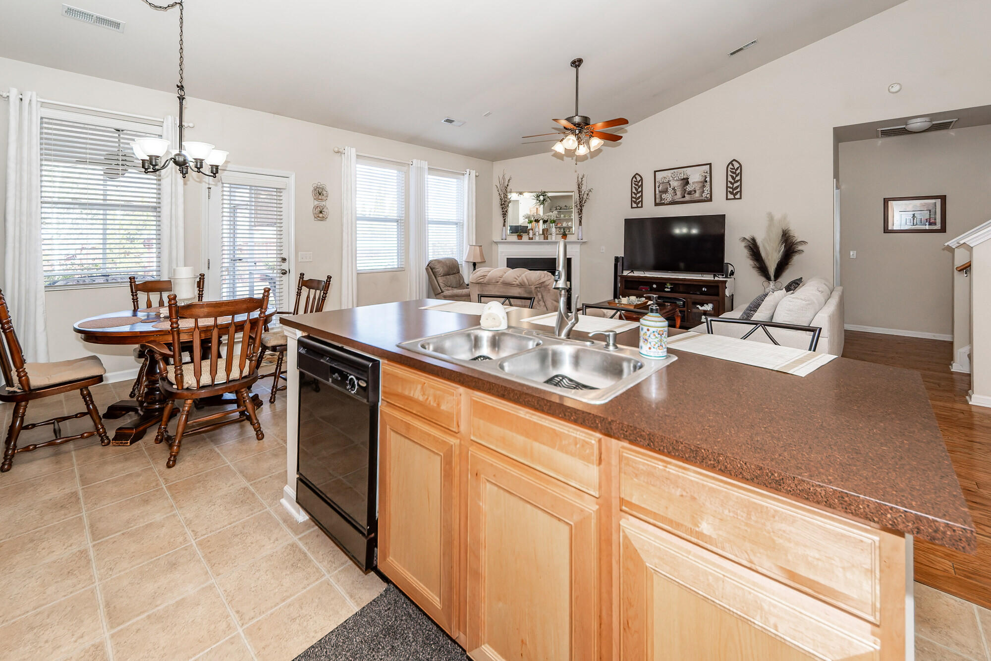 3102 Cold Harbor Way Charleston, SC 29414 - Photo 15 of 38 15 (1)