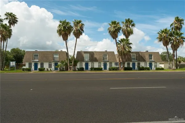 $525,000 | 1201 North 77 Sunshine Strip, Harlingen, TX 78550