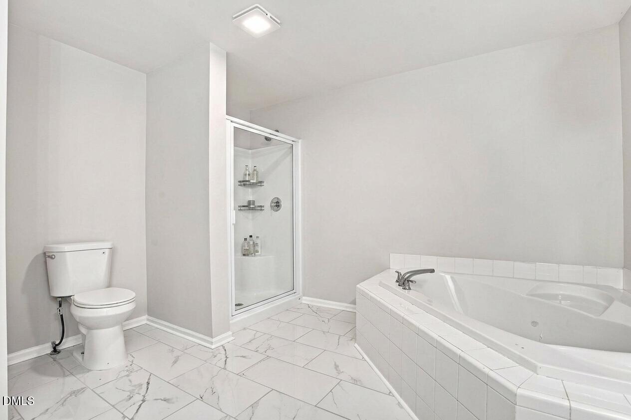 224 Lyons Road Whitakers, NC 27891 - Photo 19 of 30 224 Lyons shower