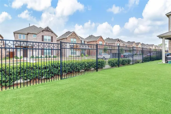 $3,200 | 430 Pasco Road, Garland, TX 75044