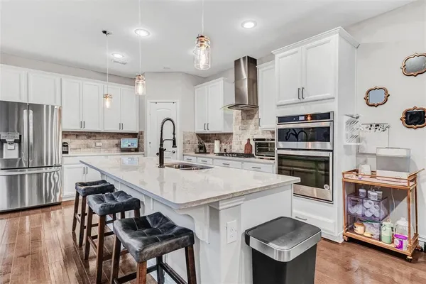 $3,200 | 430 Pasco Road, Garland, TX 75044