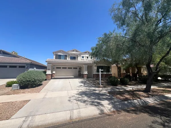 $2,700 | 4182 East Bonanza Road, Gilbert, AZ 85297