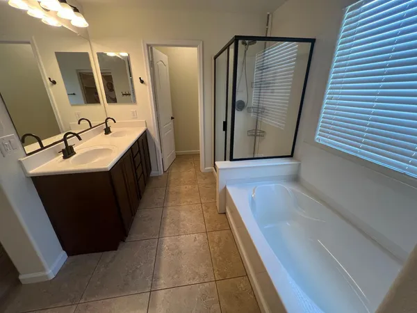 $2,700 | 4182 East Bonanza Road, Gilbert, AZ 85297