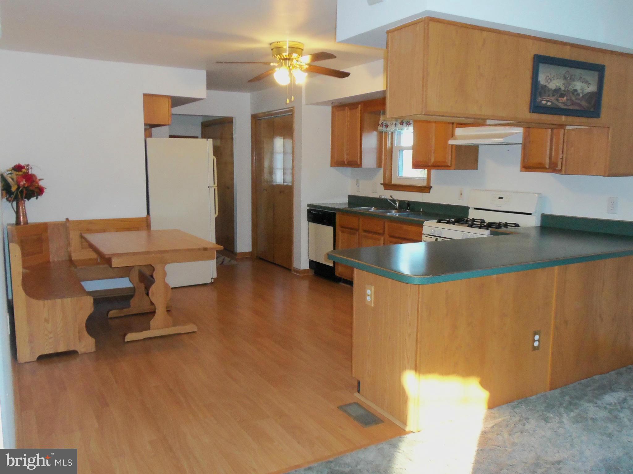421 Calvary Road Churchville, MD 21028 - Photo 3 of 24 Kitchen