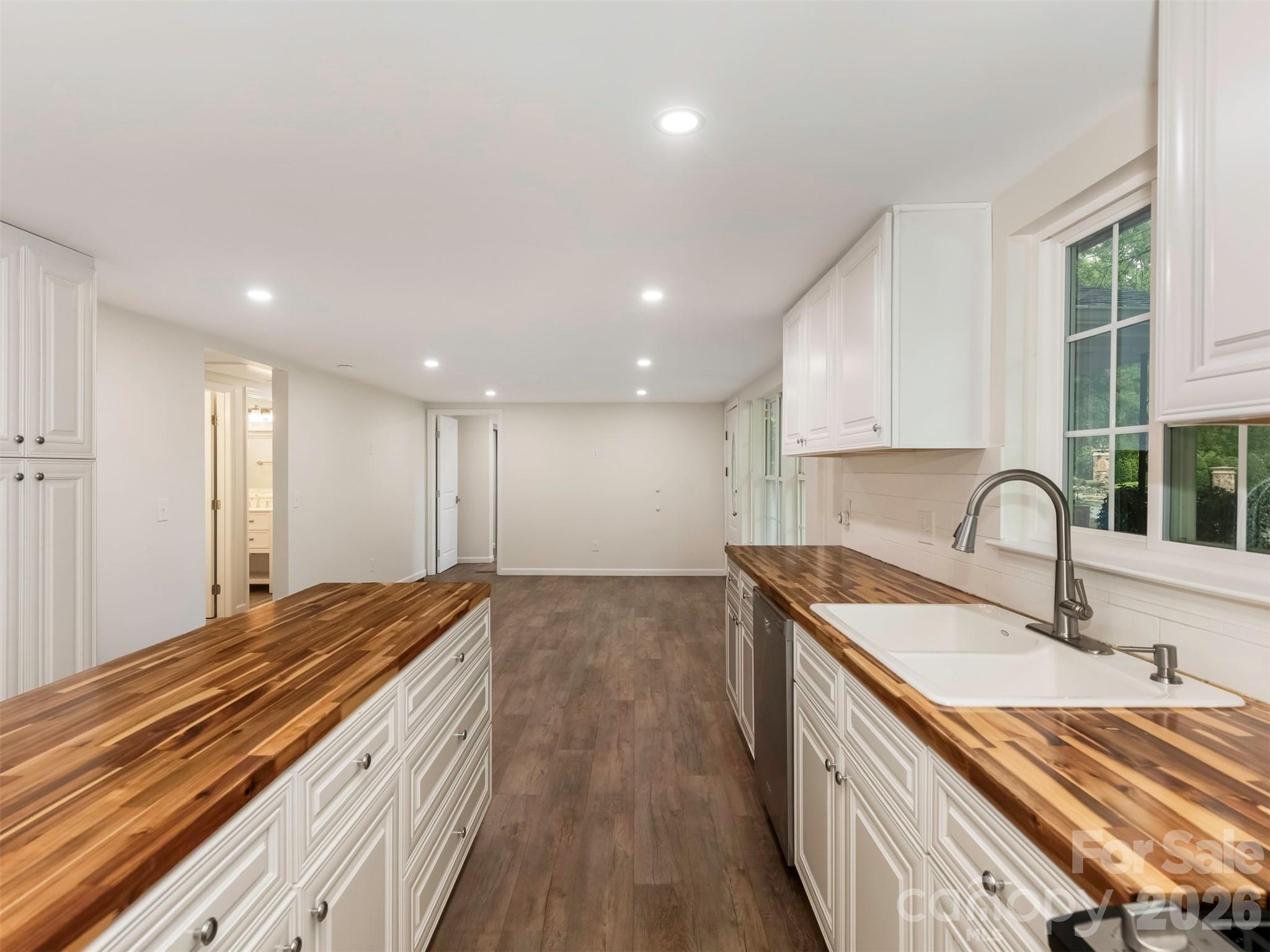 1016 Underwood Road Matthews, NC 28104 - Photo 9 of 48