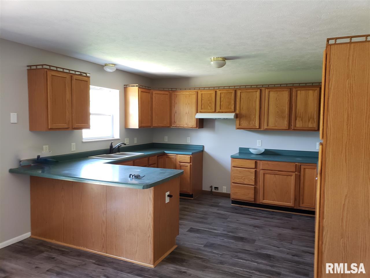 107 Cahokia Road Marquette Heights, IL 61554 - Photo 7 of 14 Gallery Image 7