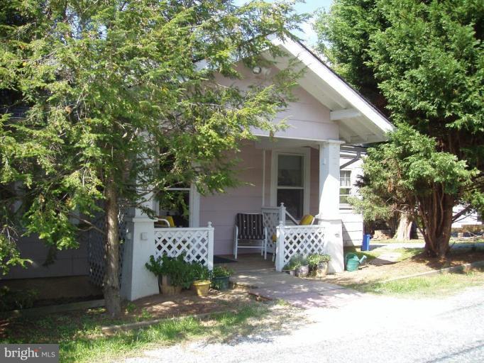 Exterior (Main)