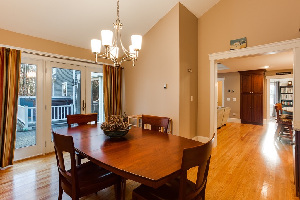 61 Sterling Road Holden, MA 01522 - Photo 5 of 28