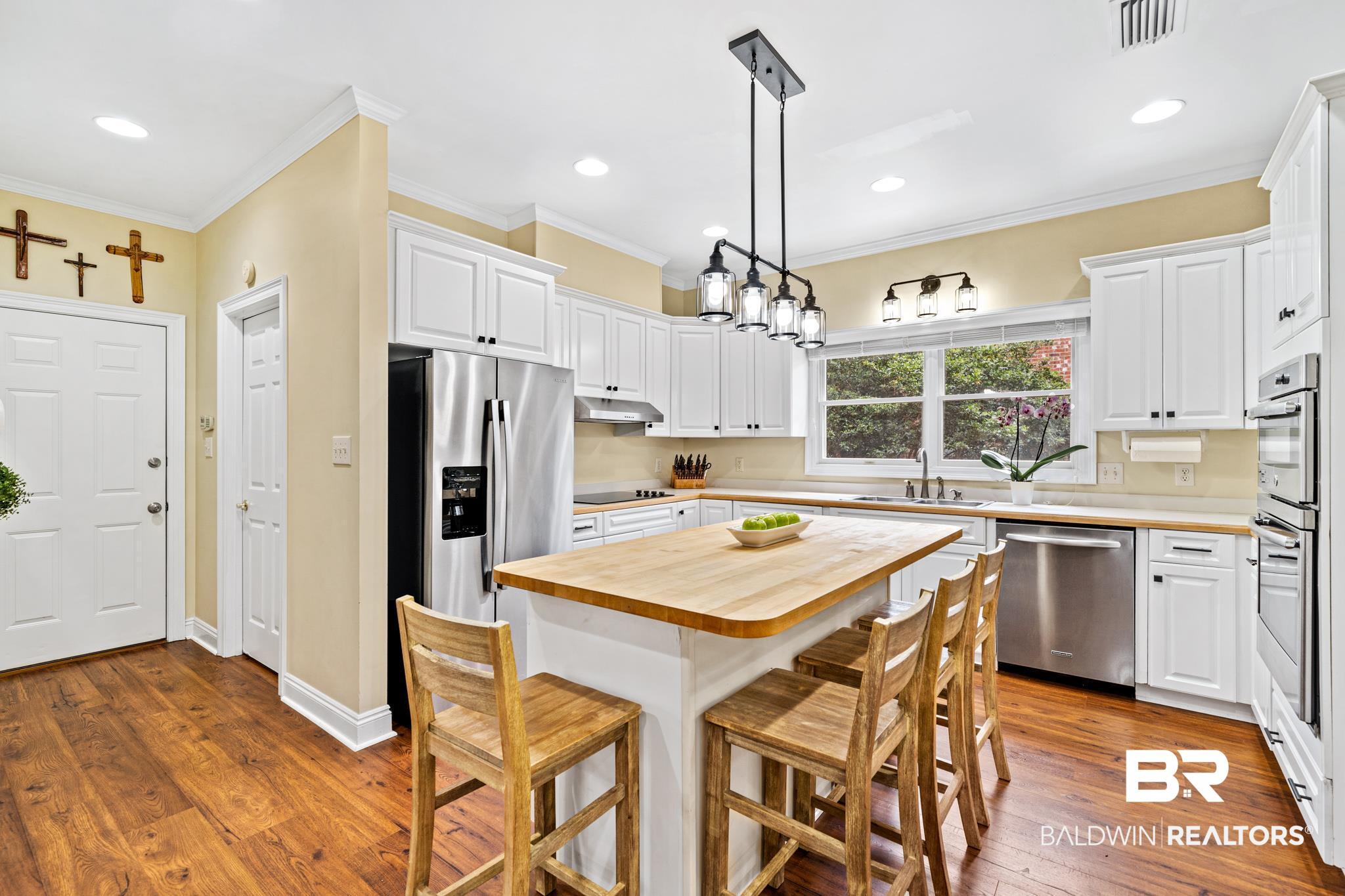 9800 Aspen Circle Daphne, AL 36527 - Photo 17 of 36 Kitchen