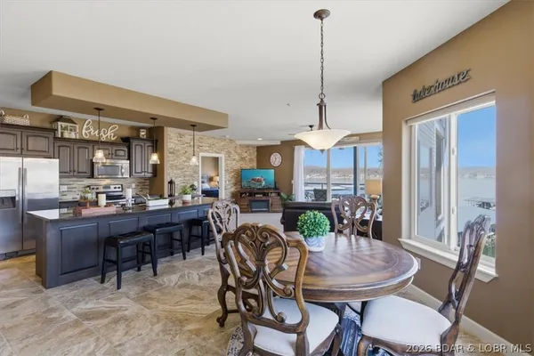 $439,900 | 18061 Blue Anchor Drive, Unit 643, Gravois Mills, MO 65037