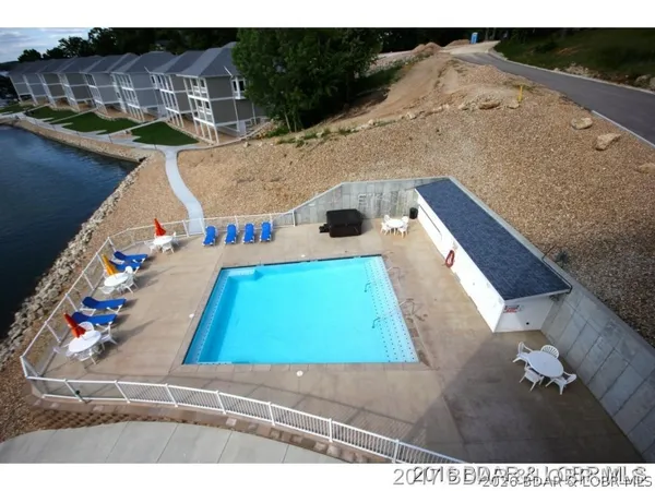 $439,900 | 18061 Blue Anchor Drive, Unit 643, Gravois Mills, MO 65037