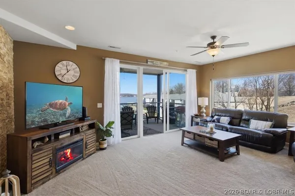 $439,900 | 18061 Blue Anchor Drive, Unit 643, Gravois Mills, MO 65037