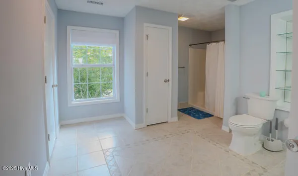 $585,000 | 20 Bay Point Road, Merritt, NC 28556