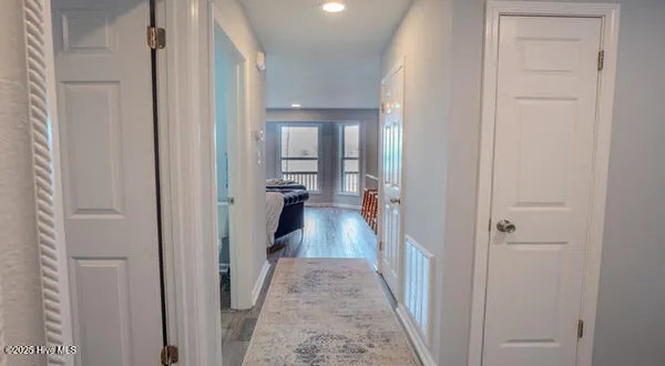 $585,000 | 20 Bay Point Road, Merritt, NC 28556