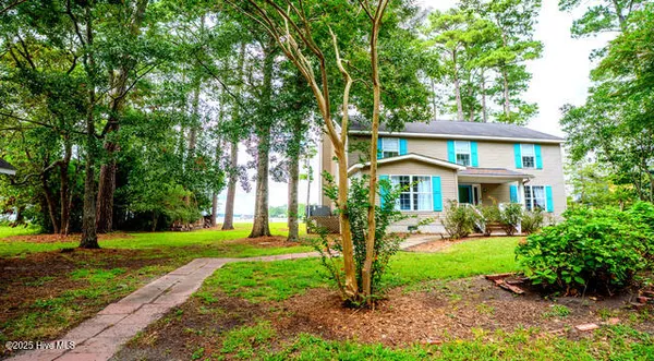 $585,000 | 20 Bay Point Road, Merritt, NC 28556