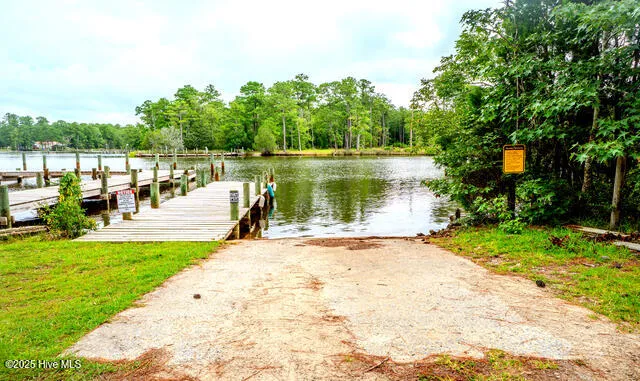 $585,000 | 20 Bay Point Road, Merritt, NC 28556